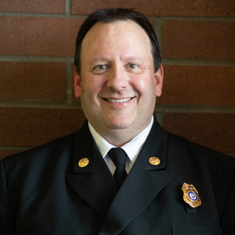 Ryan Russell -<br />
Keizer Fire District Chief